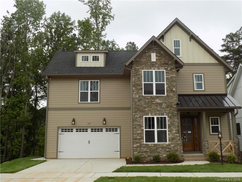 918 Naples Dr, Davidson, NC 28036