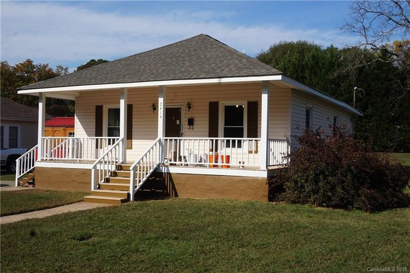 2416 Jackson St, Belmont, NC 28012