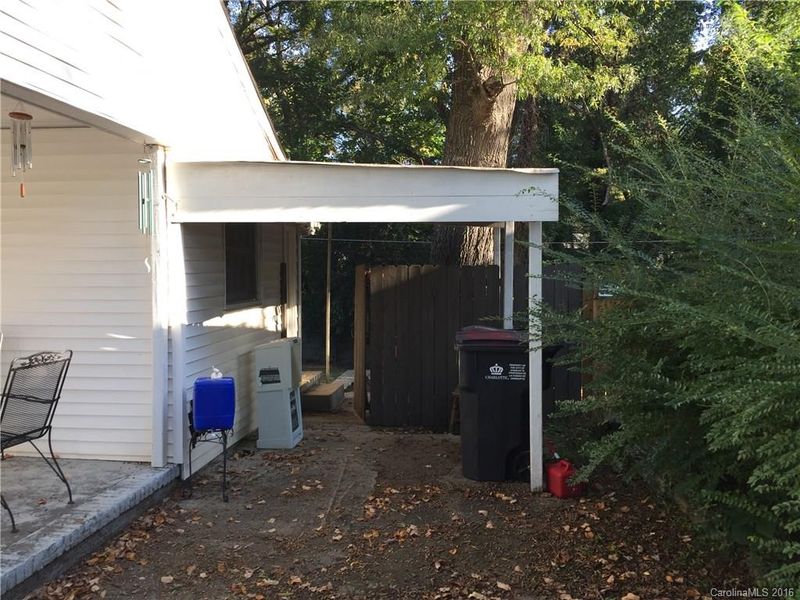 1039 Drummond Ave, Charlotte, NC 28205