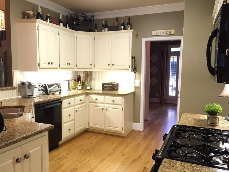 1098 Hummingbird Ln, Rock Hill, SC 29732