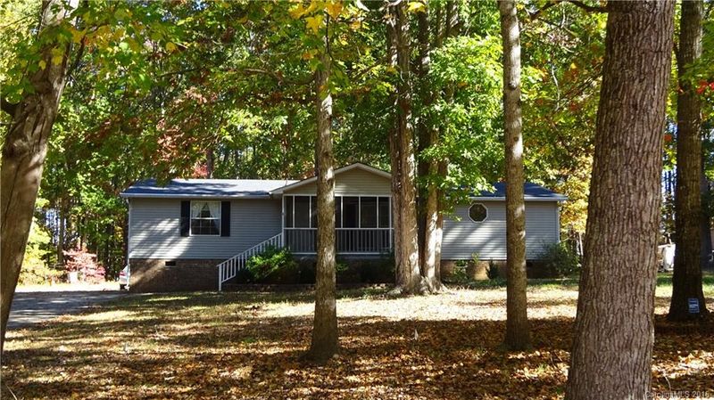 136 Woodtree Ln, Troutman, NC 28166
