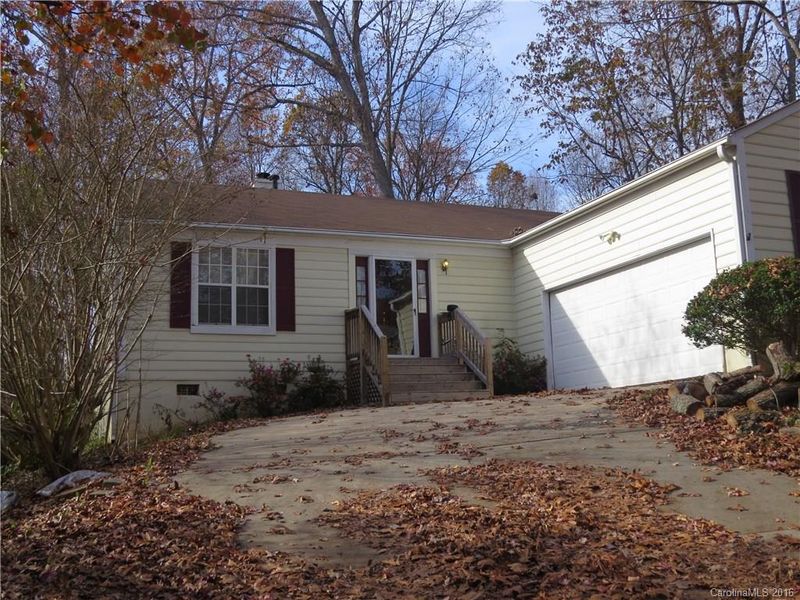 6001 Running Deer Rd, Charlotte, NC 28214