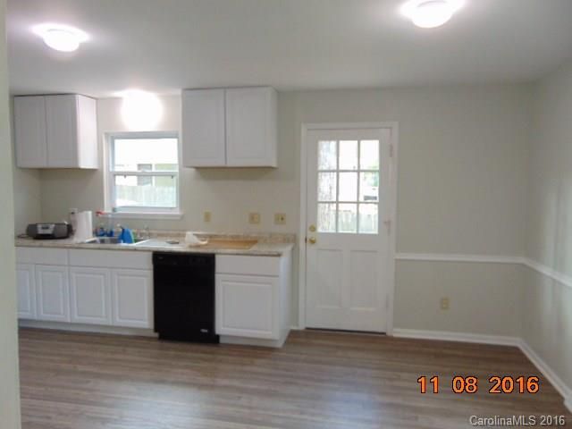 8357 Pine Field Ct, Charlotte, NC 28227