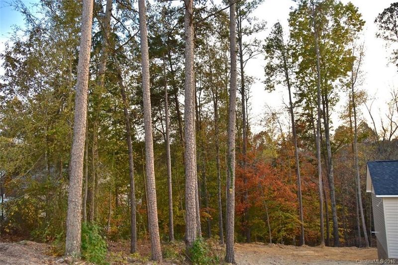 7250 Empire Dr #15, Mount Pleasant, NC 28124