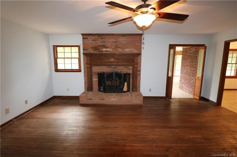 5867 Weddington Rd, Concord, NC 28027