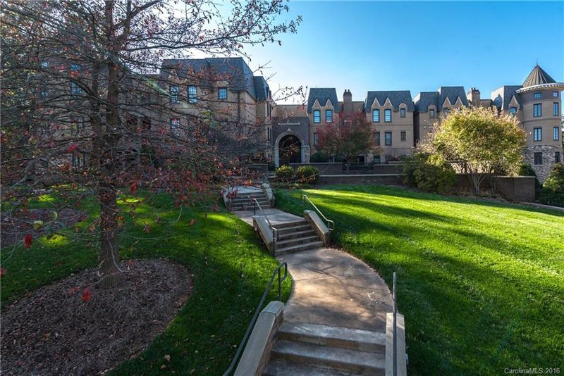3254 Park Rd #_, Charlotte, NC 28209