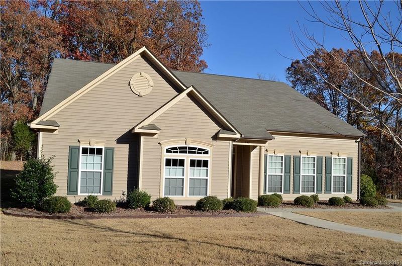 143 Bay Laurel Dr, Mooresville, NC 28115