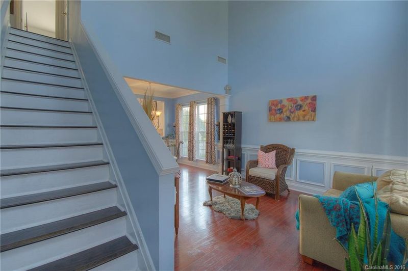 2516 Wingdale Dr, Charlotte, NC 28213