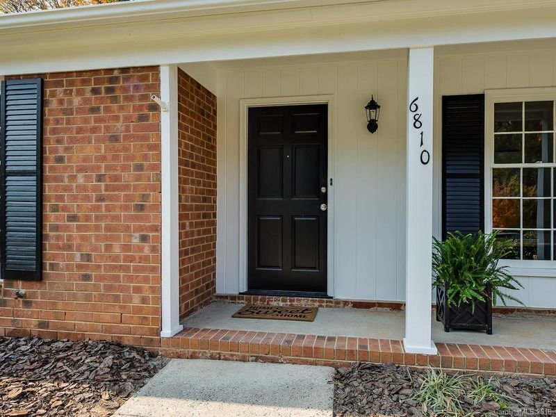 6810 Old Post Rd, Charlotte, NC 28212