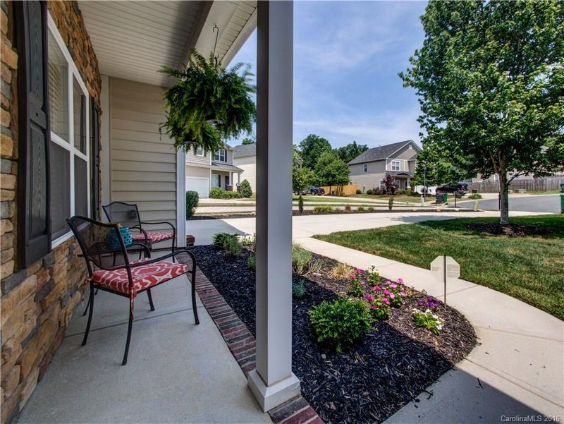 5612 Diamond Summit Ct, Charlotte, NC 28278