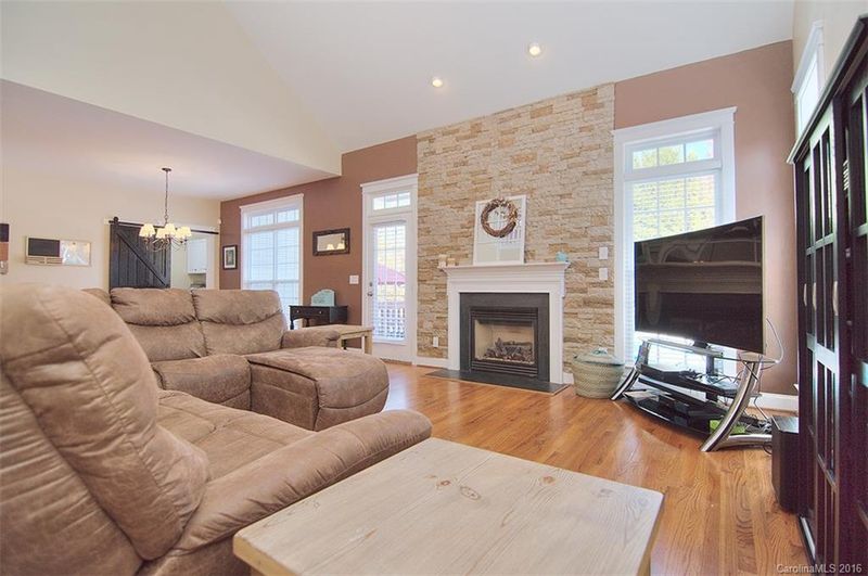 396 Shoreline Pw, Tega Cay, SC 29708