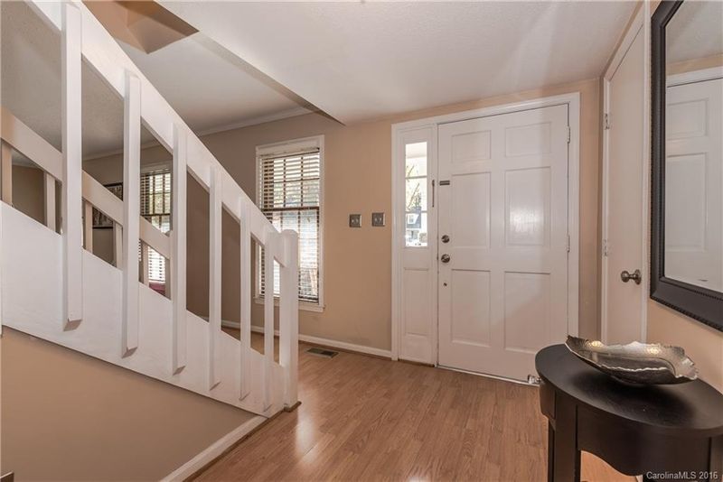 3901 Waterford Dr, Charlotte, NC 28226
