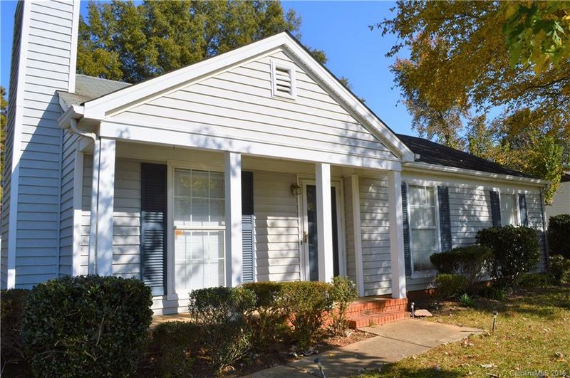 9901 Heathergate Ln, Mint Hill, NC 28227