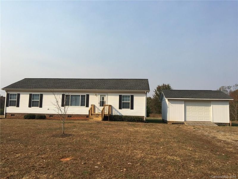 4860 Yoder Rd, Crouse, NC 28033
