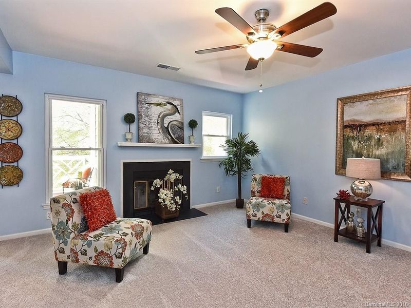 19901 Henderson Rd #J, Cornelius, NC 28031