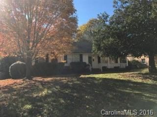 3828 Moultrie St, Charlotte, NC 28209