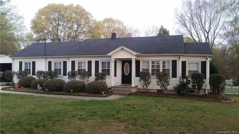 263 South Circle Dr, Concord, NC 28027