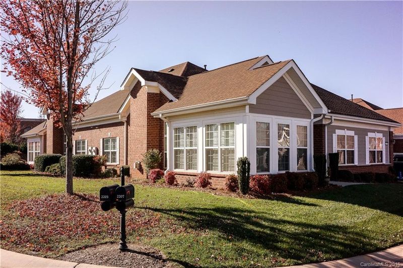 2211 North Castle Ct #10A, Matthews, NC 28105