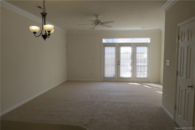 1074 Phil Oneil Dr #1074, Charlotte, NC 28215
