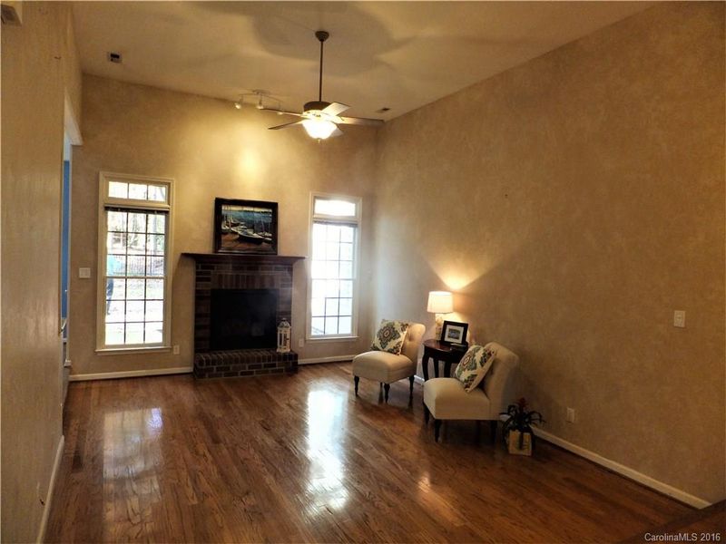 129 Pebble Brook Ln #14, Mooresville, NC 28117