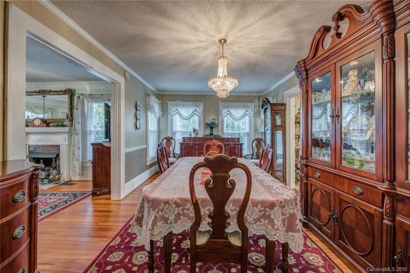517 W 2nd Ave, Gastonia, NC 28052