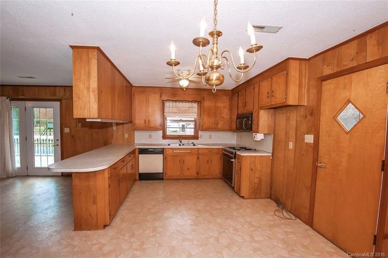 7403 Secrest Shortcut Rd, Indian Trail, NC 28079