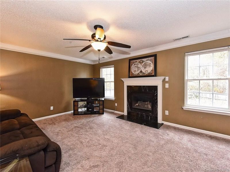 5920 Versage Dr, Mint Hill, NC 28227