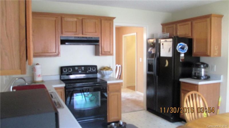 6325 Nature Walk Dr, Charlotte, NC 28212