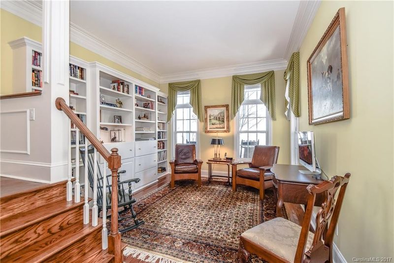 112 Caldwell Ln, Davidson, NC 28036
