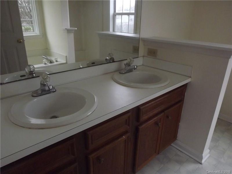 2813 Windswept Ln, Monroe, NC 28110