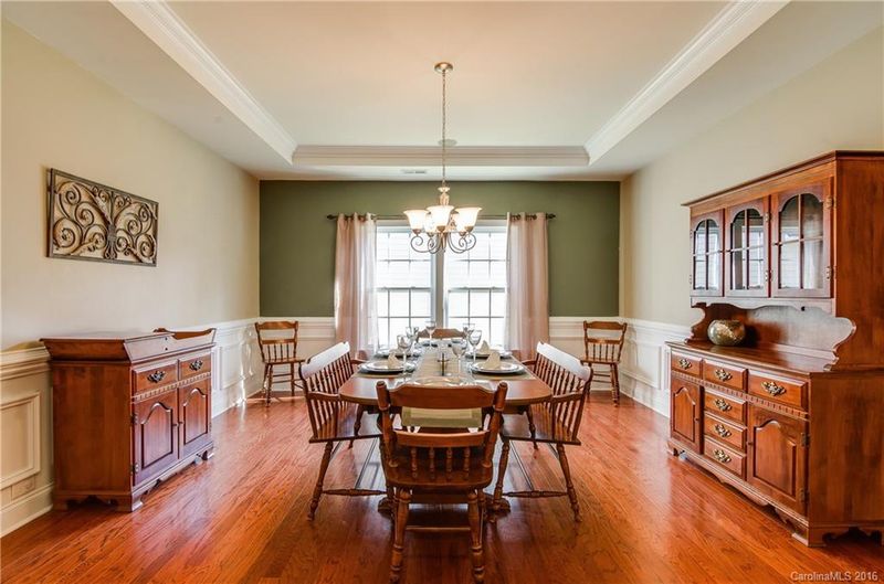 13539 Helen Benson Blvd, Davidson, NC 28036