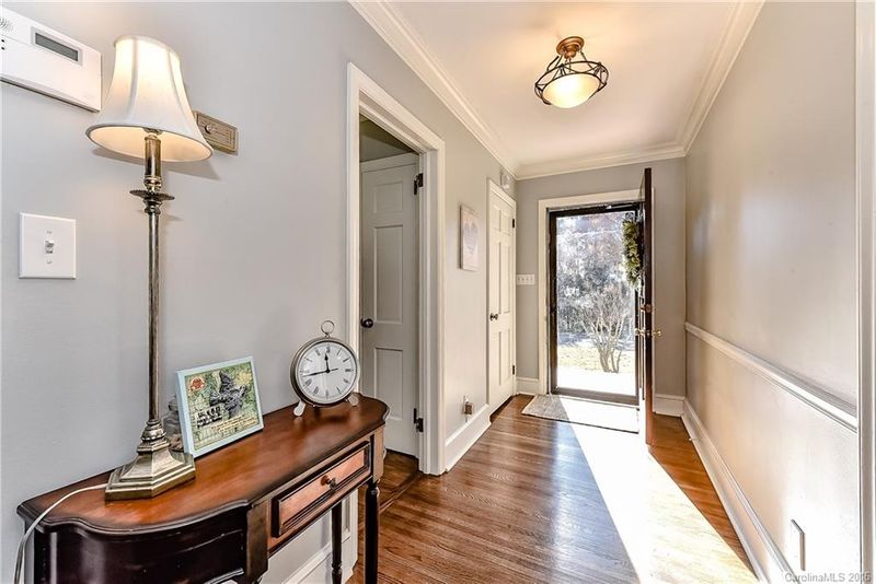 3401 Mountainbrook Rd, Charlotte, NC 28210