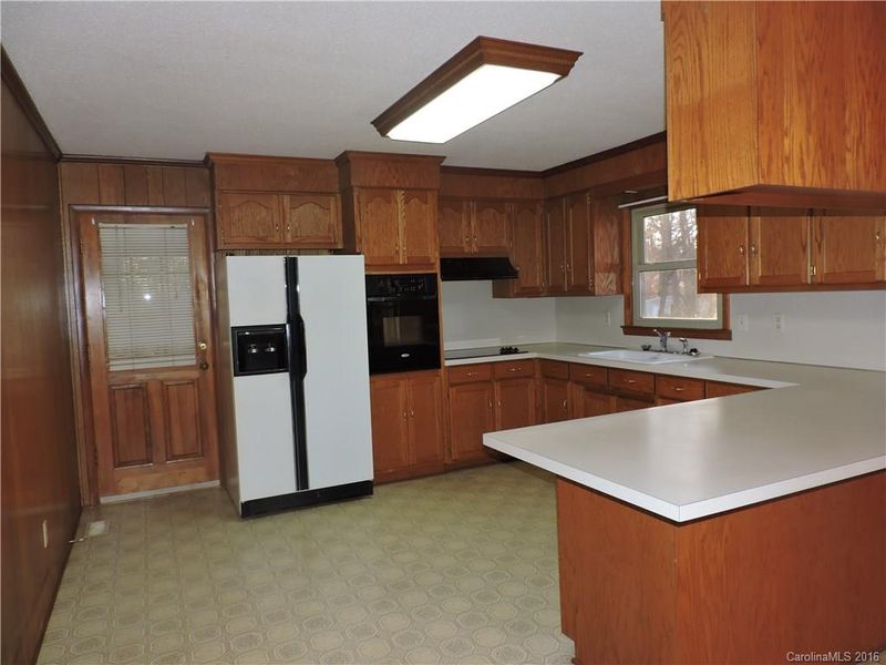 1113 Brookwood St, Stanley, NC 28164