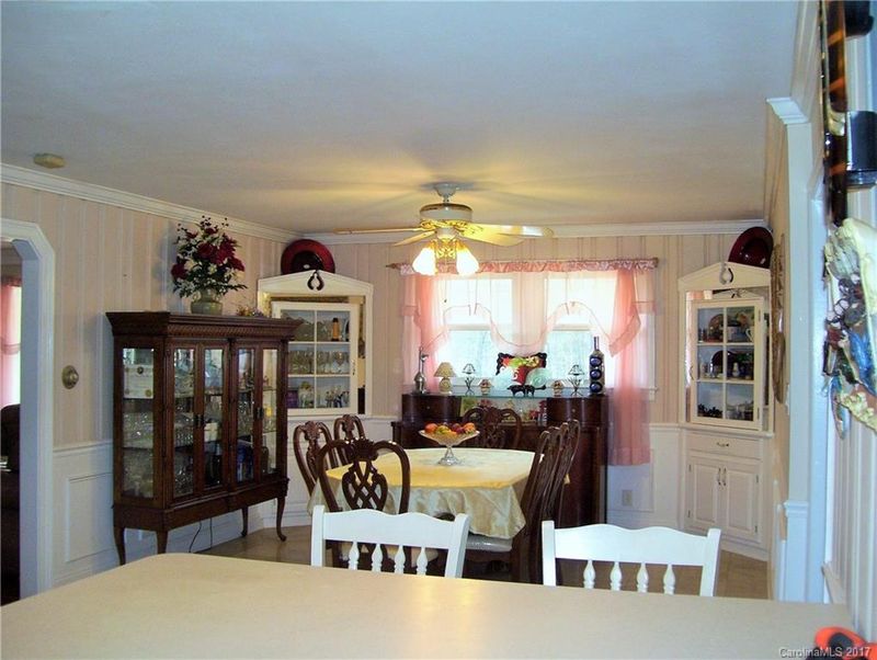 3932 David Dr, Matthews, NC 28105