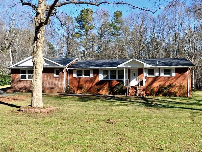 3932 David Dr, Matthews, NC 28105
