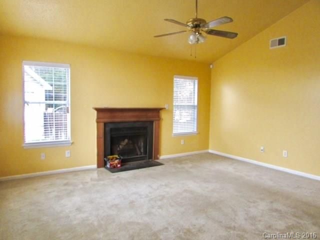 5603 Nesting Ct, Charlotte, NC 28214