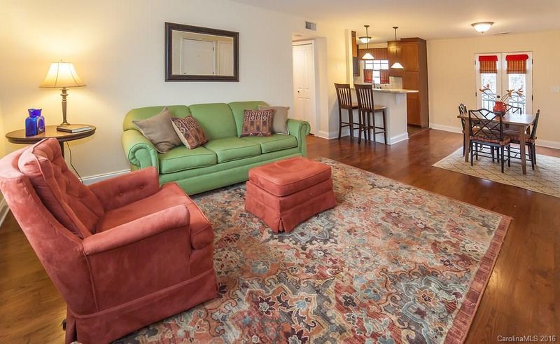 4919 Park Rd #E, Charlotte, NC 28209