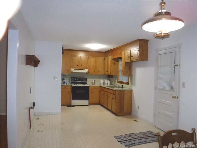 1188 Rainbow Cir, Catawba, SC 29704
