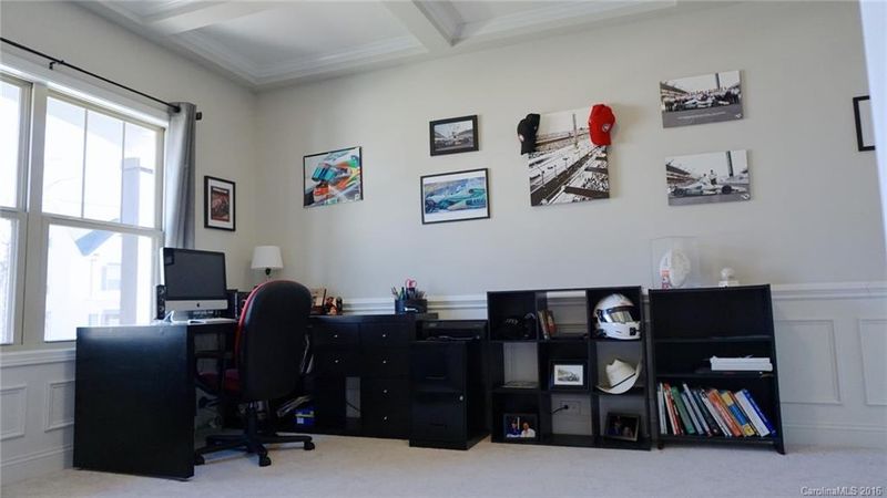 2941 Donegal Dr, Kannapolis, NC 28081