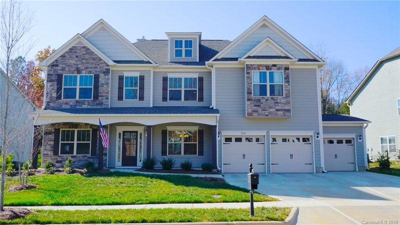 2941 Donegal Dr, Kannapolis, NC 28081