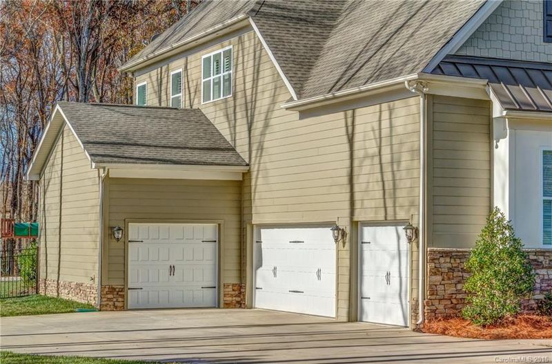 1226 Bromley Dr, Weddington, NC 28104