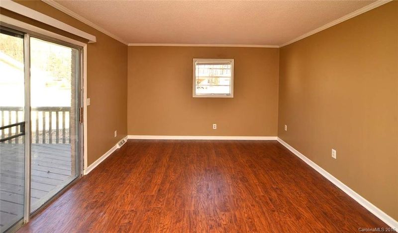 429 Woodside Dr, Harrisburg, NC 28075