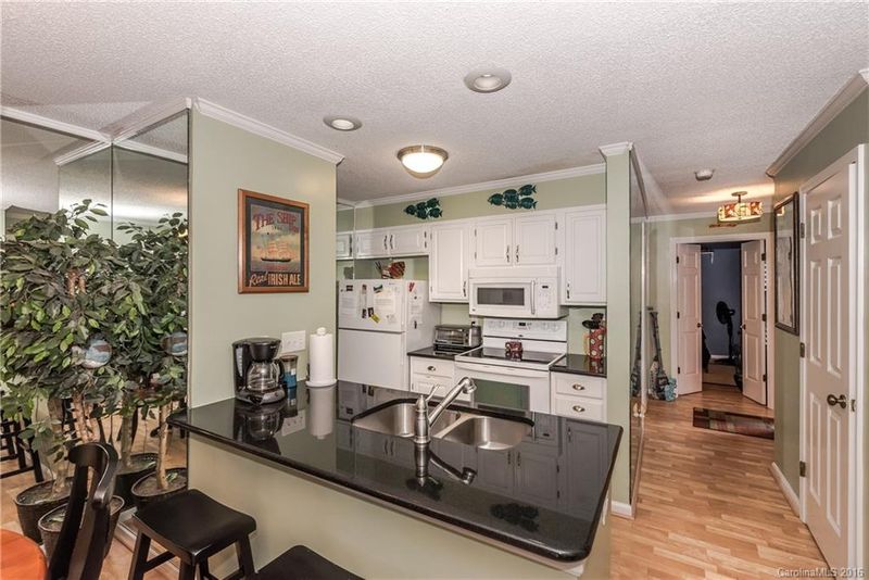 311 Northwest Dr #11, Davidson, NC 28036