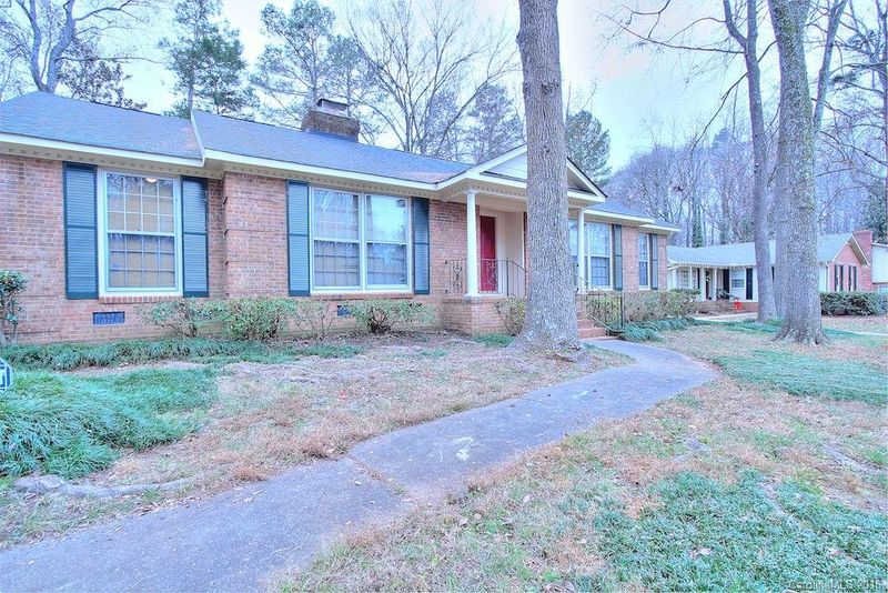 2032 Knell Dr #8, Charlotte, NC 28212