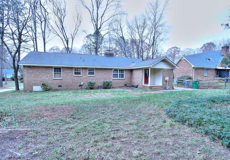 2032 Knell Dr #8, Charlotte, NC 28212