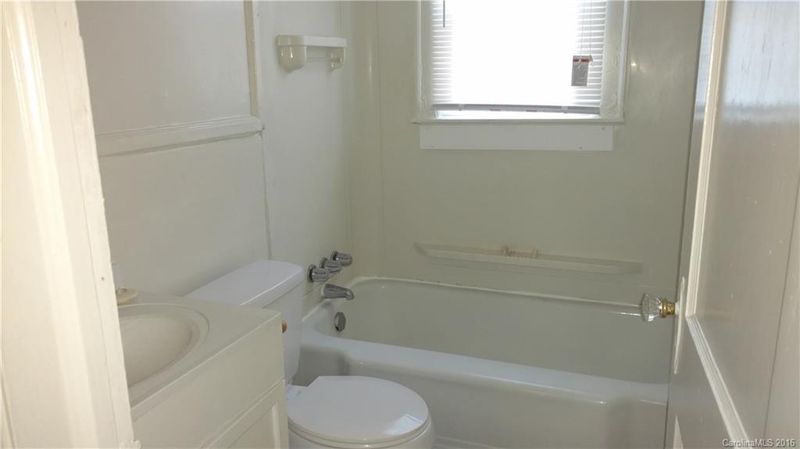 2620 Elon St, Charlotte, NC 28208