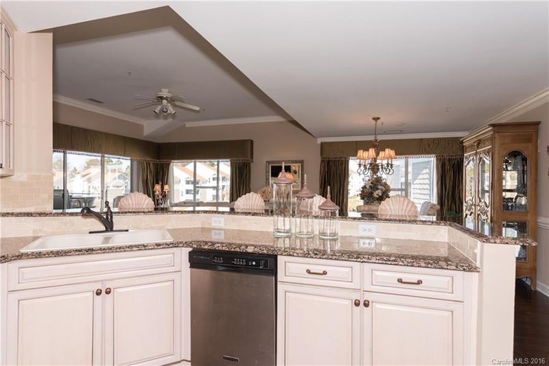 1202 Torrence Cir #1202, Davidson, NC 28036