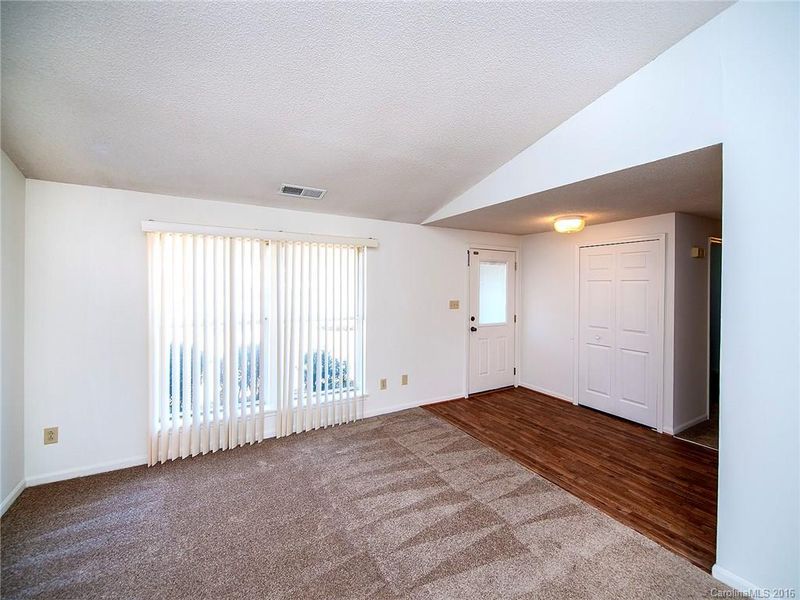 7002 Bluff Wood Cv, Charlotte, NC 28212