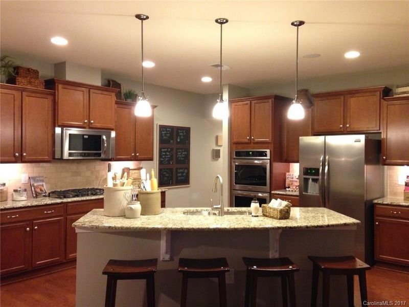2021 Kensley Dr #1002, Waxhaw, NC 28173