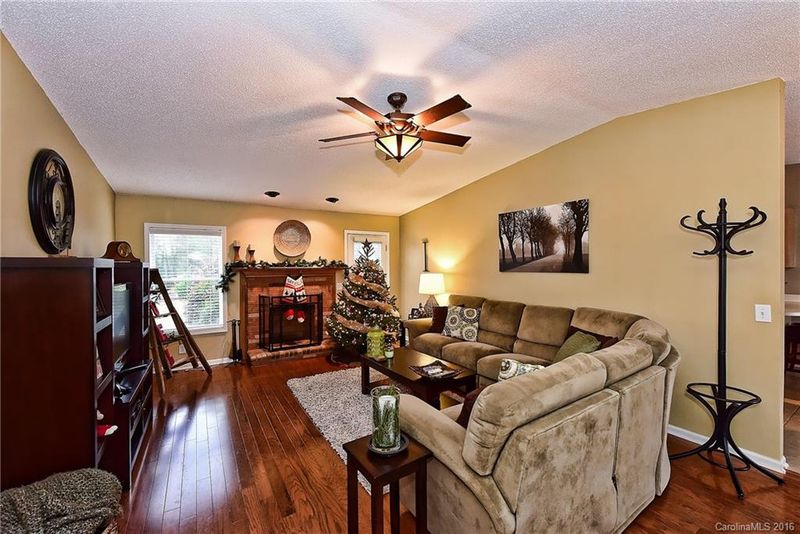 2801 Ross Lee Dr, Concord, NC 28025